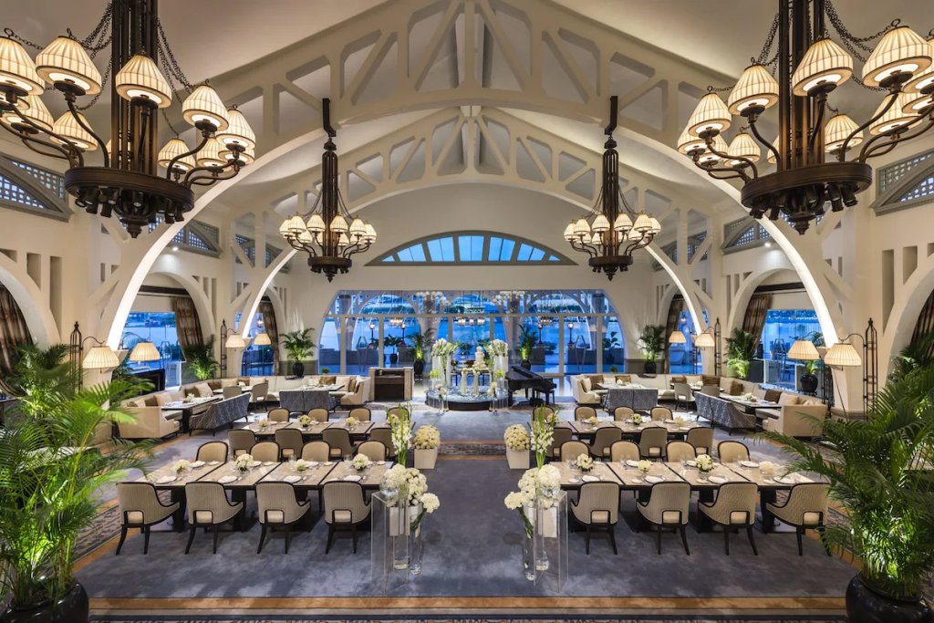 1024 Fullerton Bayindoor restaurant marina blick 60afccf7