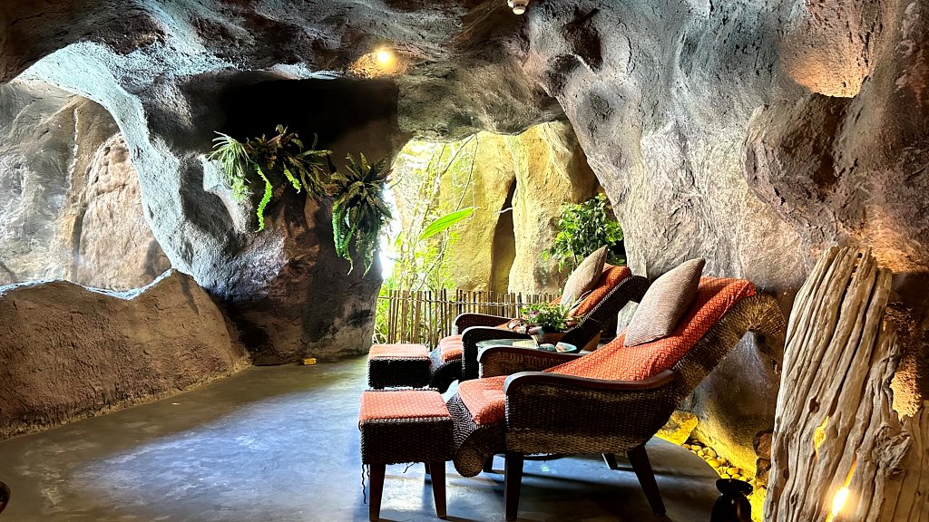 1024 Royal Muang Samui Villas 20230328 042049512 iOS