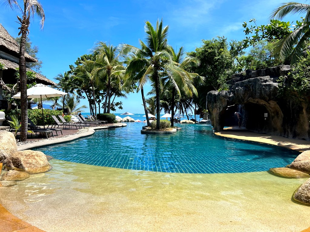 1024 Royal Muang Samui Villas 20230328 042425922 iOS
