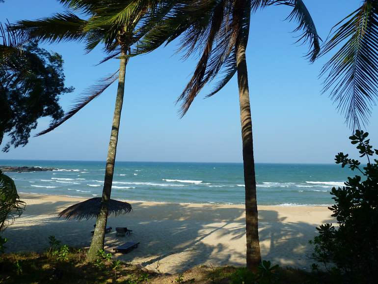 4 03 770 Blick vom Tanjong Jara P1030730