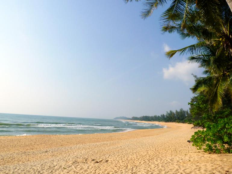 4 10 770 Tanjong Jara T32 Traumstrand3