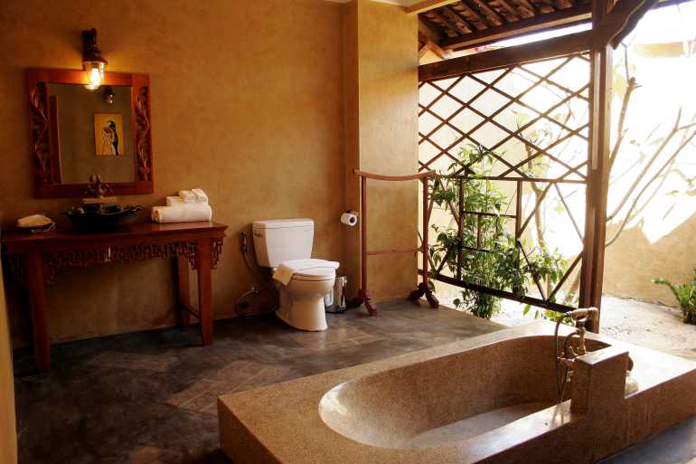 770 Ho Tram Sea View Room bathroom 2