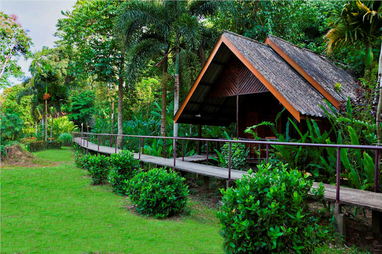 770 Room RiverTriple Exterior HR D3086