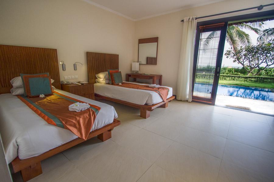 900 Blue Ocean seaviewfamilytwin2 hdr websize