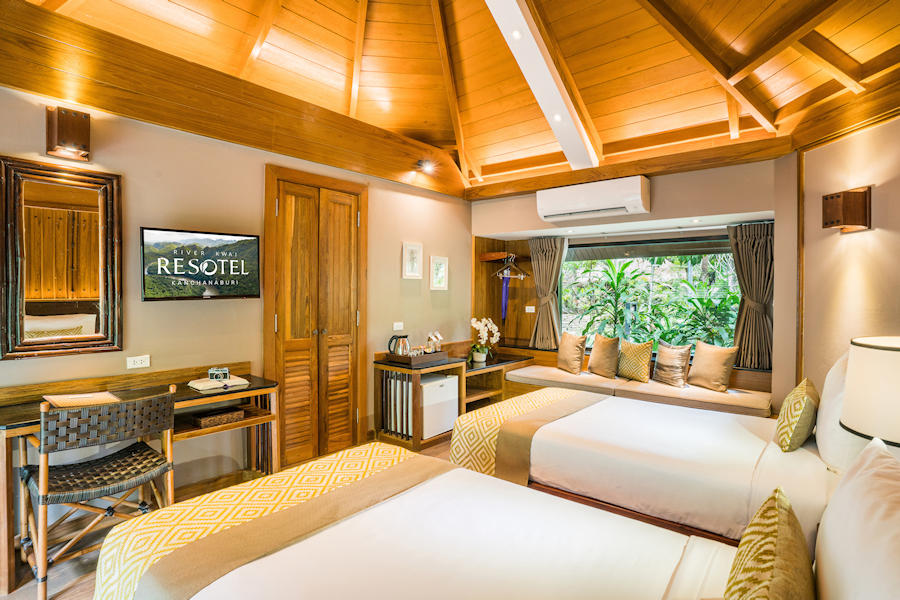 900 Deuxe RS 2020 32