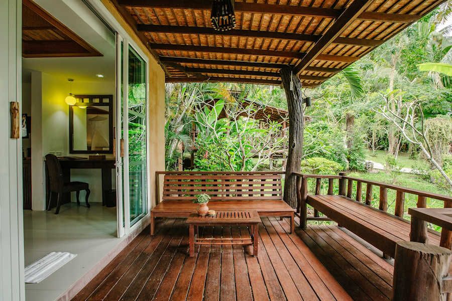 900 The Family Cottage M 000978 resize