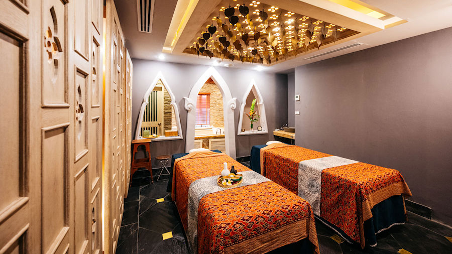 900 chaonang spa treatment room 1