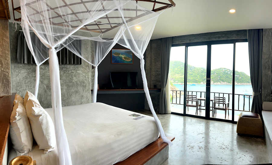 Web 900 Deluxe Ocean View 4