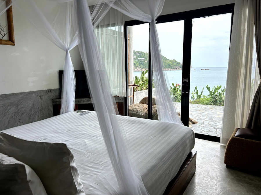 Web 900 Superior Ocean View 4