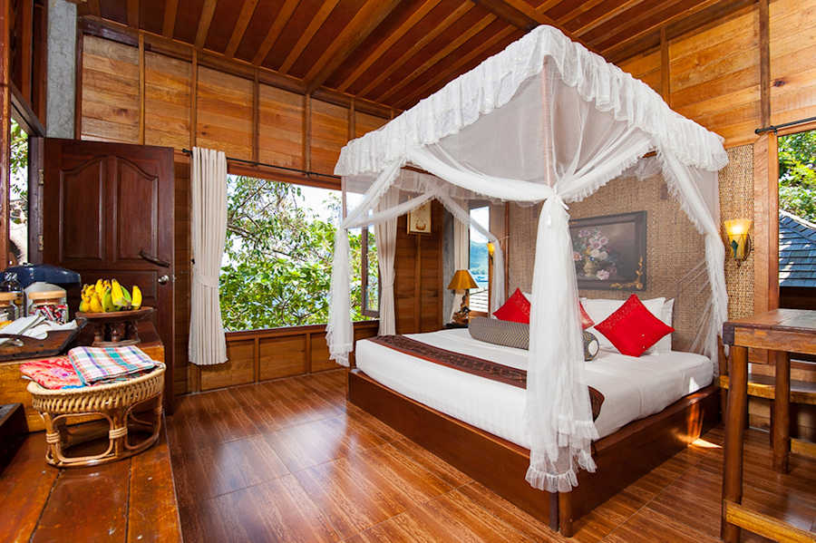 Web900 Family Seafront 2