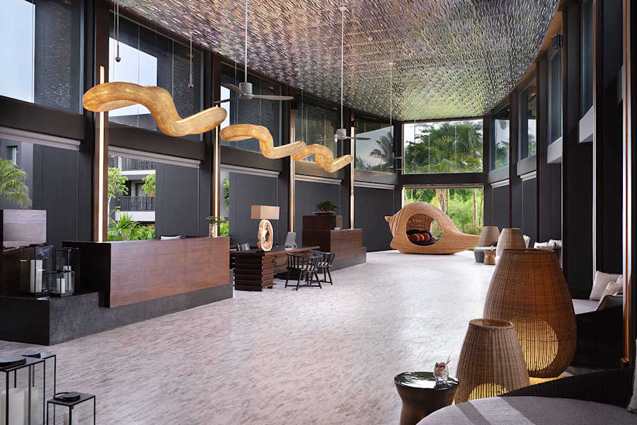 Web900 Lobby facilities 1