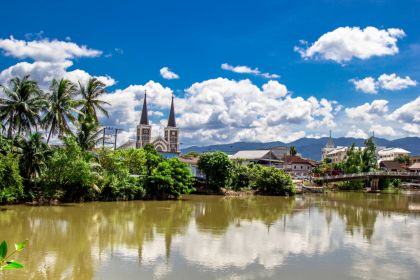 1280 CHA waterfront community shutterstock 1019909122