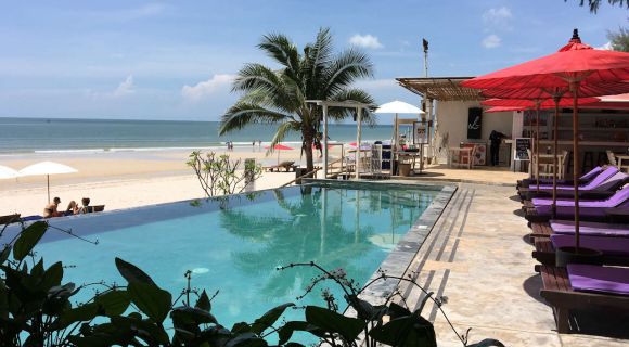 1280 Laksasubha am Pool 20170601 040642322 iOS